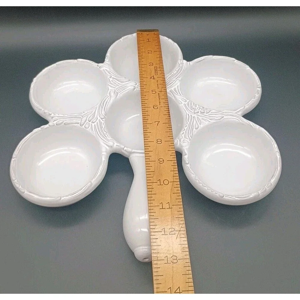 Style Eyes Baum Brothers Embossed Whiteware Baking Dish With 6 Round Cups
